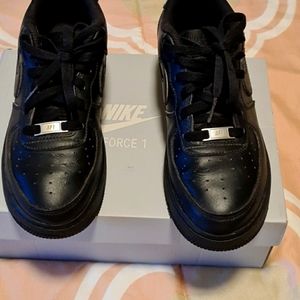 Nike Black AirForce 1